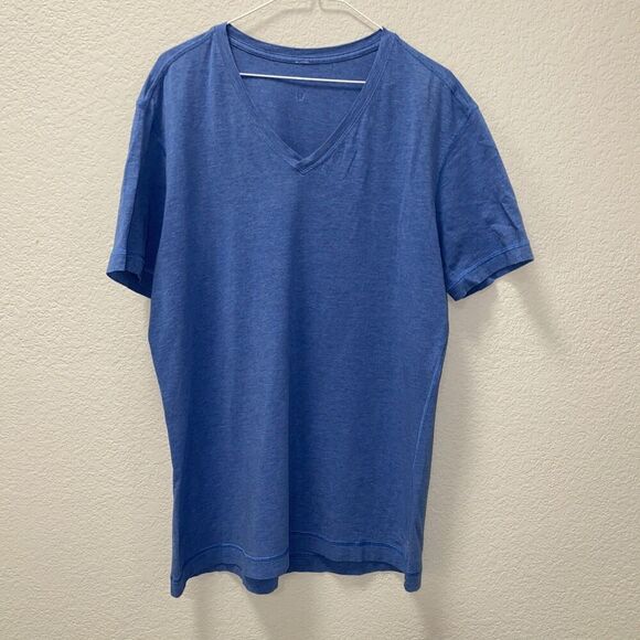 Lululemon Men’s T-Shirt V-Neck Blue Athletic Gym Workout Stretch Sz L - Picture 1 of 5